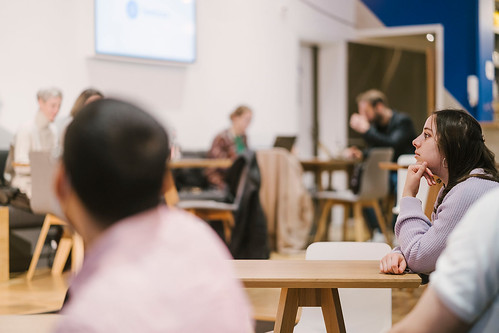 Foto 13 von 39: BASECAMP Themenwoche: Klimaschutz mit dem Smartphone (26.10.2021)