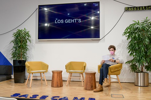 Foto 71 von 121: BASECAMP Themenwoche: „WAKE UP!“ Cybermobbing Workshop (29.10.2021)