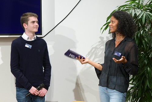 Foto 53 von 121: BASECAMP Themenwoche: „WAKE UP!“ Cybermobbing Workshop (29.10.2021)