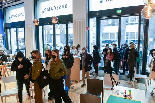 Foto 12 von 121: BASECAMP Themenwoche: „WAKE UP!“ Cybermobbing Workshop (29.10.2021)