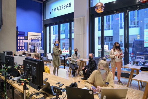 Foto 18 von 31: BASECAMP Themenwoche: Digitale Gewalt gegen Mädchen und junge Frauen (10.10.2022)