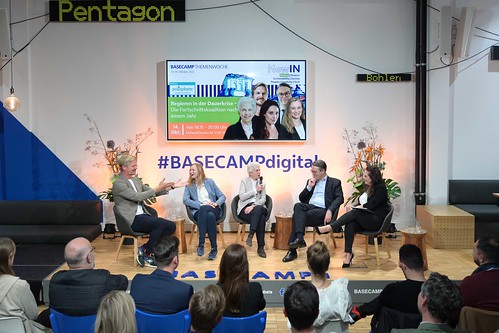 Foto 39 von 40: BASECAMP Themenwoche: Regieren in der Dauerkrise – Die Fortschrittskoalition nach einem Jahr (14.10.2022)