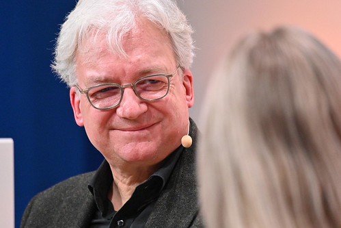 Foto 34 von 42: BASECAMP Trend2Go!: Buchvorstellung mit Ullrich Fichtner (15.02.2024)