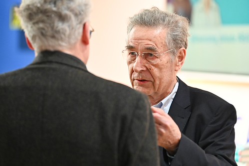 Foto 12 von 42: BASECAMP Trend2Go!: Buchvorstellung mit Ullrich Fichtner (15.02.2024)