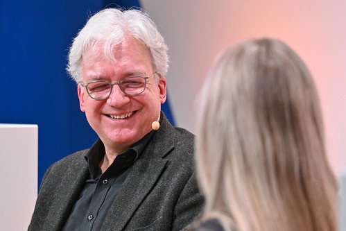 Foto 31 von 42: BASECAMP Trend2Go!: Buchvorstellung mit Ullrich Fichtner (15.02.2024)