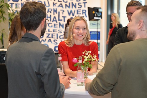 Foto 30 von 51: BASECAMP FishBowl: Jugenddialog 2.0 über den Einfluss von TikTok, Instagram & Co. auf unsere Demokratie (10.09.2024)