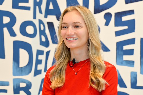 Foto 28 von 51: BASECAMP FishBowl: Jugenddialog 2.0 über den Einfluss von TikTok, Instagram & Co. auf unsere Demokratie (10.09.2024)