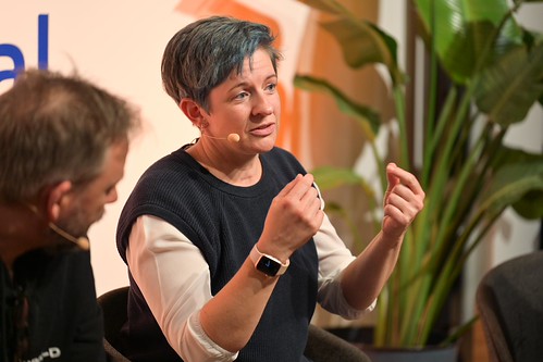 Foto 4 von 47: BASECAMP_Debate: Die Zukunft der digitalen Identitäten – wie bekommen wir Deutschland digital? (20.11.2024)