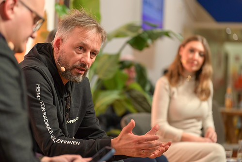 Foto 13 von 47: BASECAMP_Debate: Die Zukunft der digitalen Identitäten – wie bekommen wir Deutschland digital? (20.11.2024)