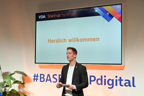 Foto 103 von 114: VDA Startup Synergy 2024: Startups made in Germany – Wie wettbewerbsfähig sind wir? (02.12.2024)