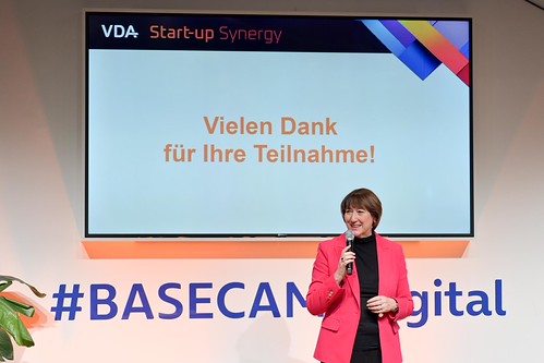 Foto 76 von 114: VDA Startup Synergy 2024: Startups made in Germany – Wie wettbewerbsfähig sind wir? (02.12.2024)