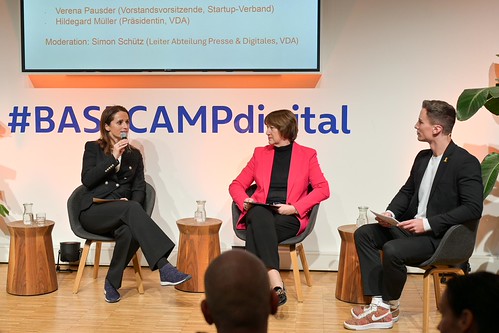 Foto 108 von 114: VDA Startup Synergy 2024: Startups made in Germany – Wie wettbewerbsfähig sind wir? (02.12.2024)