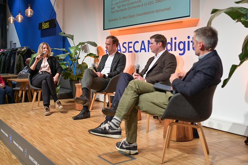 Foto 26 von 114: VDA Startup Synergy 2024: Startups made in Germany – Wie wettbewerbsfähig sind wir? (02.12.2024)