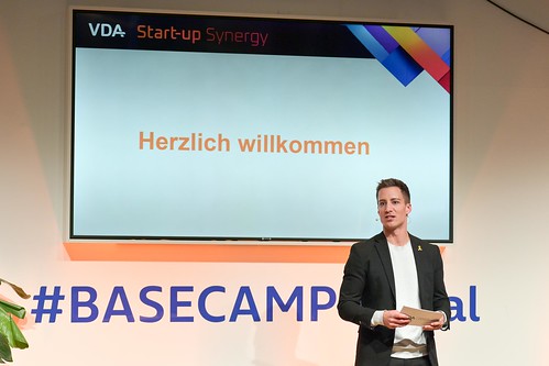 Foto 101 von 114: VDA Startup Synergy 2024: Startups made in Germany – Wie wettbewerbsfähig sind wir? (02.12.2024)