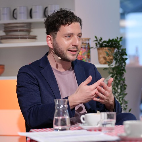 Foto 25 von 37: BASECAMP Kitchen Talk: Katrin Bauerfeind im Gespräch mit Felix Banaszak (12.02.2025)