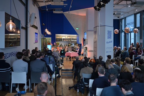 Foto 32 von 37: BASECAMP Kitchen Talk: Katrin Bauerfeind im Gespräch mit Felix Banaszak (12.02.2025)