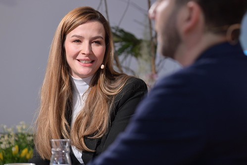 Foto 34 von 37: BASECAMP Kitchen Talk: Katrin Bauerfeind im Gespräch mit Felix Banaszak (12.02.2025)