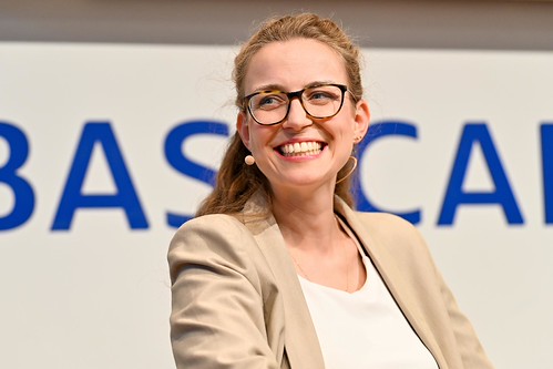 Foto 12 von 38: BASECAMP Trend2Go!: KI ist wie ein Exoskelett für das Denken – wie unterstützen uns Maschinen beim Leben und Arbeiten? (05.06.2025)