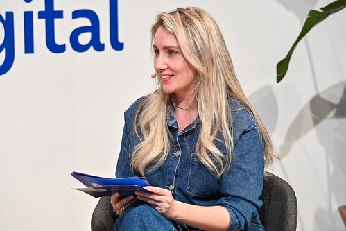 Foto 21 von 38: BASECAMP Trend2Go!: KI ist wie ein Exoskelett für das Denken – wie unterstützen uns Maschinen beim Leben und Arbeiten? (05.06.2025)