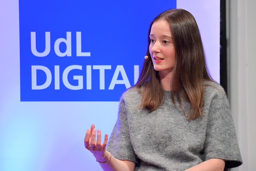 Foto 15 von 23: UdL Digital Talk mit Alexander Schweitzer und Lena Weirauch: Kollege KI ist da – Wie kommen wir durch den Kulturwandel? (16.10.2025)