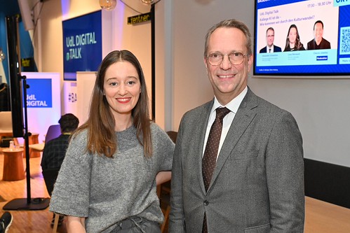 Foto 3 von 23: UdL Digital Talk mit Alexander Schweitzer und Lena Weirauch: Kollege KI ist da – Wie kommen wir durch den Kulturwandel? (16.10.2025)