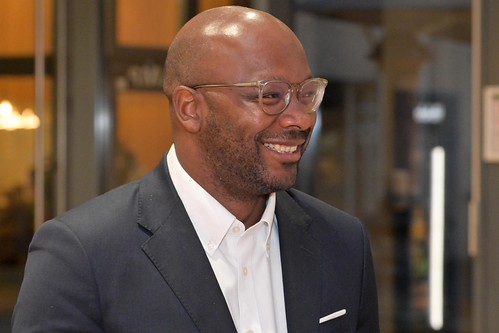 Foto 5 von 26: BASECAMP Nachgefragt!: Auf ein Wort mit Armand Zorn – Wieviel Modernisierung brauchen Staat und Wirtschaft? (14.01.2026)