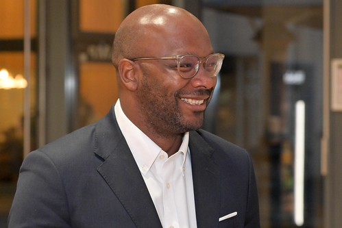 Foto 5 von 26: BASECAMP Nachgefragt!: Auf ein Wort mit Armand Zorn – Wieviel Modernisierung brauchen Staat und Wirtschaft? (14.01.2026)