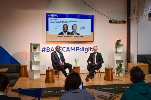 Foto 2 von 26: BASECAMP Nachgefragt!: Auf ein Wort mit Armand Zorn – Wieviel Modernisierung brauchen Staat und Wirtschaft? (14.01.2026)