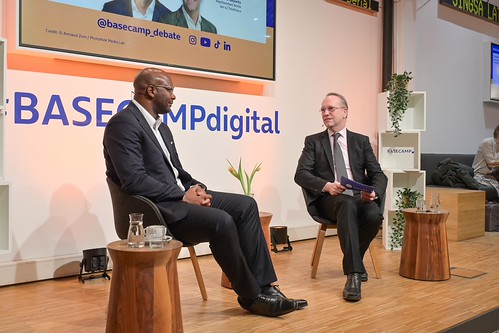 Foto 23 von 26: BASECAMP Nachgefragt!: Auf ein Wort mit Armand Zorn – Wieviel Modernisierung brauchen Staat und Wirtschaft? (14.01.2026)