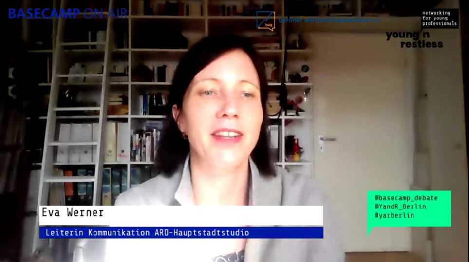 Screenshot der Veranstaltung: Eva Werner, Leiterin Kommunikation bei ARD-Hauptstadtstudio