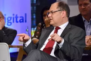 UdL Digital Talk: "Bauer sucht Cloud" mit Christian Schmidt, Bundesminister für Ernährung und Landwirtschaft.