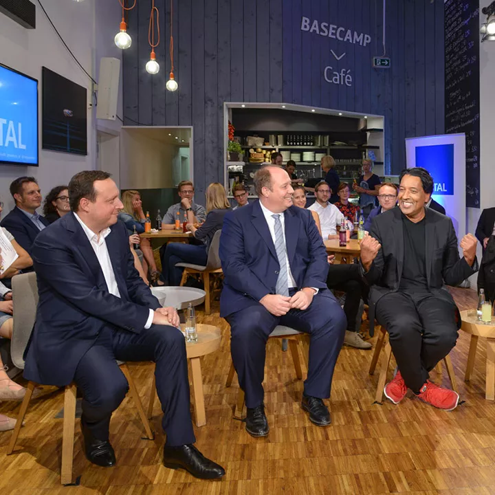 UdL Digital Talk - Cherno Jobatey mit Prof. Dr. Helge Braun, Markus Haas, Chris Boos