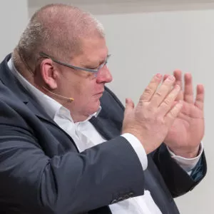 Henrik Tesch