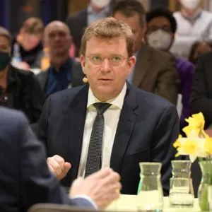 Dr. Reinhard Brandl