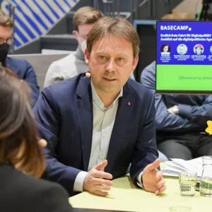 Dr. Jens Zimmermann