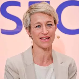 Nadine Schön