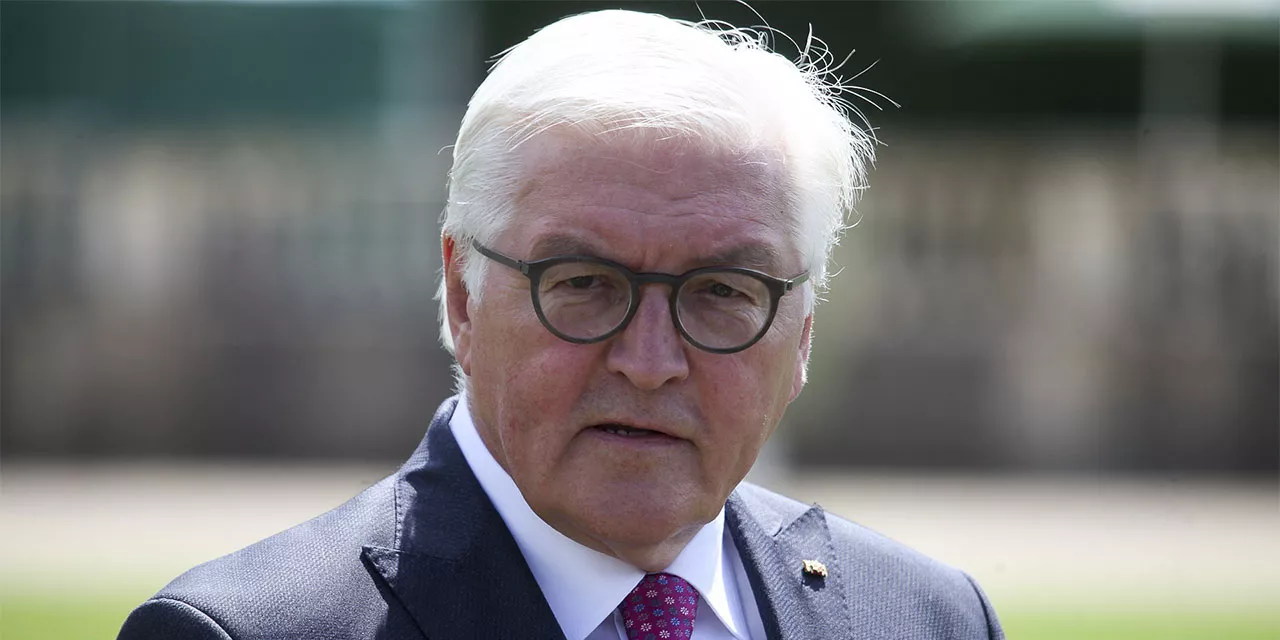 Portrait von Frank-Walter Steinmeier, Bundespräsident der Bundesrepublik Deutschland 